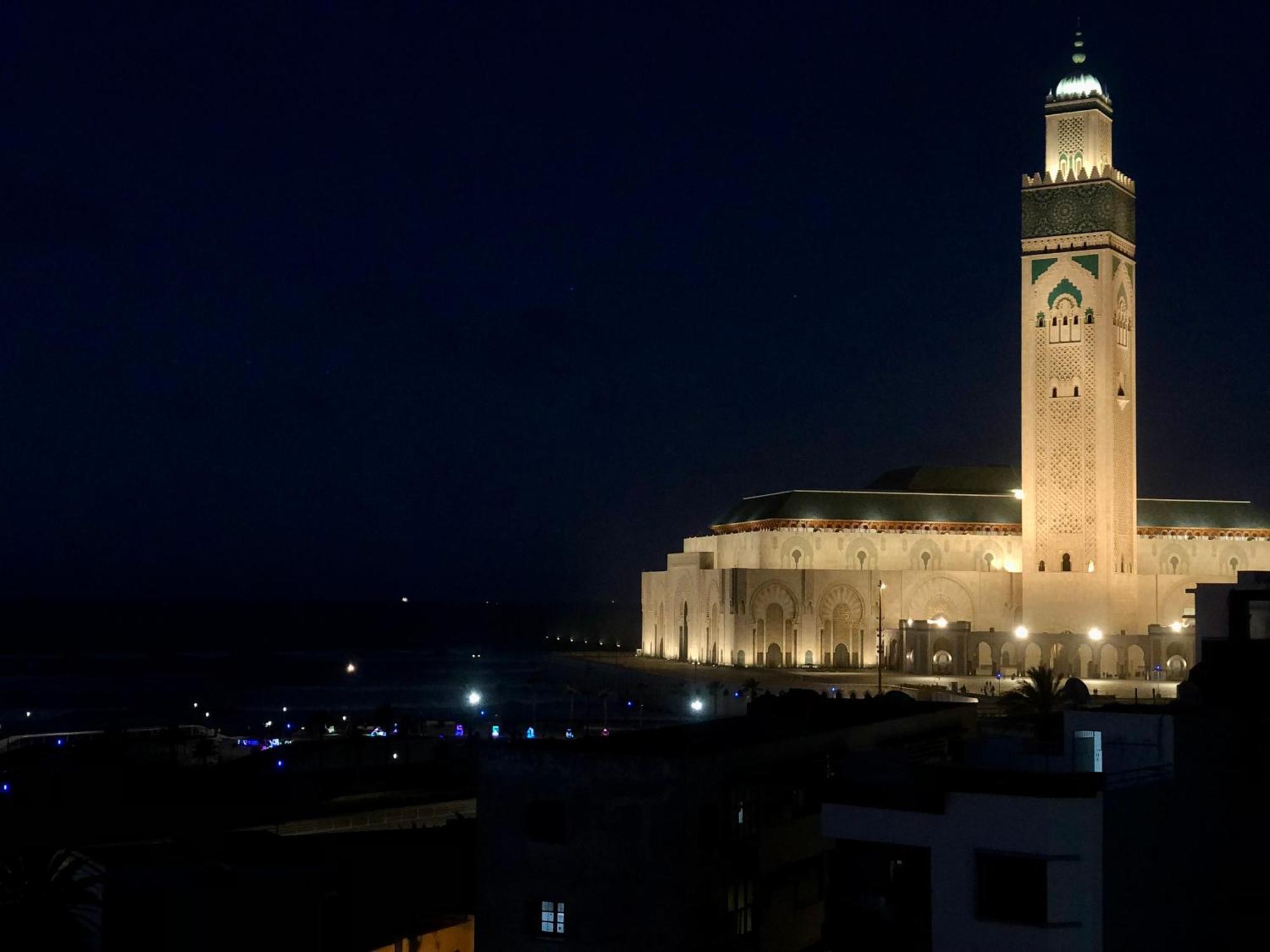 Bel Appartement Avec Une Belle Vue Sur La Grande Mosquee Hassan II Et La Mer Casablanca Extérieur photo